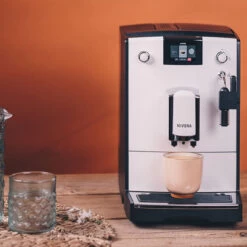 NICR 560 Caferomatica -Ausgewählte Geschäfte Für Kaffeebedarf 105021 105021 nivona nicr 560 weiss chrom mood 3