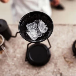 GINA BASIC Kaffeebereiter Schwarz 9 GINA BASIC Kaffeebereiter Schwarz -Ausgewählte Geschäfte Für Kaffeebedarf 105086 105086 goat story gina basic kaffeebereiter schwarz eiswuerfel