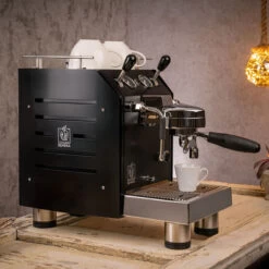 Family Home 1G Schwarz -Ausgewählte Geschäfte Für Kaffeebedarf 105245 105245 reneka family home 1g schwarz shooting